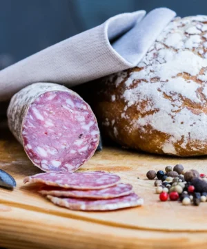 Saucisson de cerf au poivre
